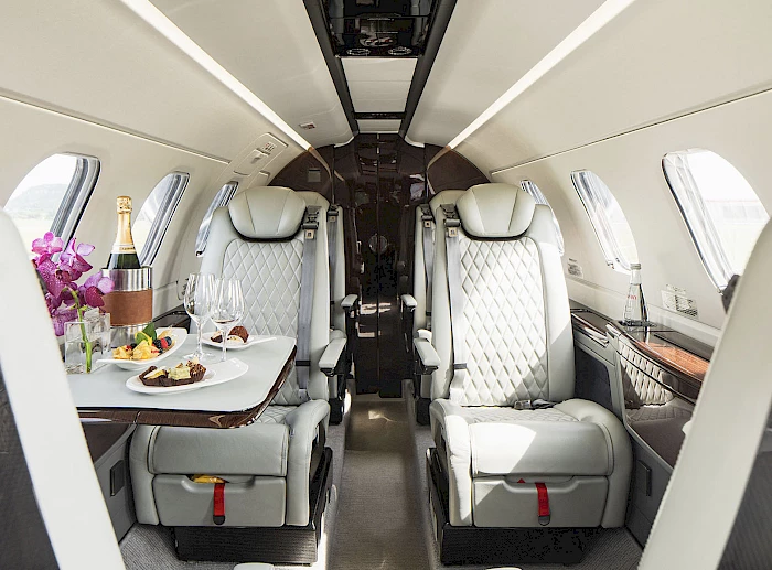 Interior Phenom 300E