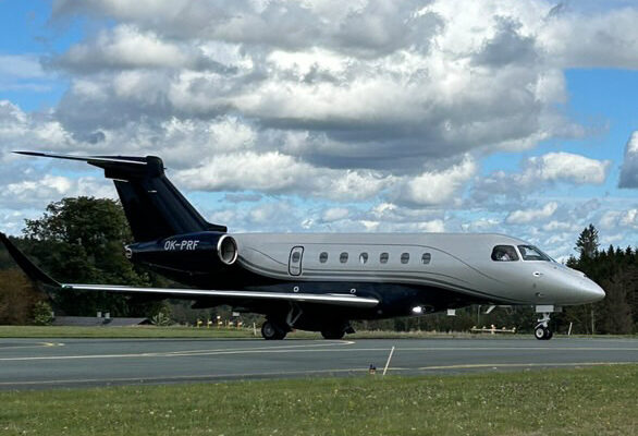 Praetor at Hof Airport